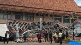 Pasca Ambruknga Gasebo di Sekitar Universitas Siliwangi, Tasikmalaya, Minggu (16/11/2025), kemarin.