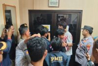 Puluhan mahasiswa dari Pergerakan Mahasiswa Islam Indonesia (PMII) menggelar aksi unjuk rasa, Kamis (22/1/2026)