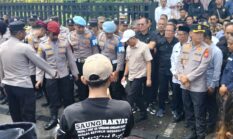 Puluhan Simpatisan Dadan Jaenudin, Turun Melakukan Aksi Protes di Depan Kantor Pemda Tasikmalaya