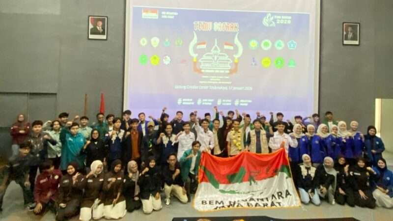Temu Daerah BEM Nusantara Jawa Barat resmi ditutup di Kota Tasikmalaya, Minggu (18/1/2026).