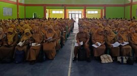 Disdikbud Kabupaten Tasikmalaya menggelar rapat koordinasi pengelolaan Dana Bantuan Operasional Satuan Pendidikan (BOSP) Tahun Anggaran 2026, di Aula SMP Negeri 1 Sukaraja, Senin (9/2/2026).
