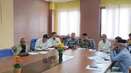 Pemerintah Kabupaten Tasikmalaya bersama DPRD menyiapkan langkah alternatif bagi masyarakat yang dinonaktifkan PBI - JKN -KIS. Selasa (24/2/2026). (*).
