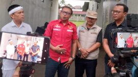 DPC Persatuan Wartawan Republik Indonesia (PWRI) Kabupaten dan Kota Tasikmalaya tetap turun ke jalan, berkolaborasi dengan Tiktoker KDM Kw alias Ajang SDM