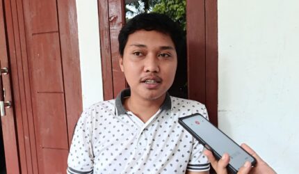 Rafliana Mukhtar, akuntan SPPG Wangun Culamega Desa Bojongsari, saat dijumpai sejumlah awak media, Kamis (5/3/2026). (*).