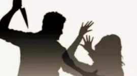 Ilustrasi kekerasan dengan senjata tajam (Istimewa.net).