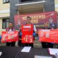 Satuan Reserse Narkoba Polres Tasikmalaya membongkar jaringan peredaran sabu yang dijalankan pasangan suami istri asal Kecamatan Cikalong. Kamis (23/4/2026). (dok Humas Polres Tasikmalaya).