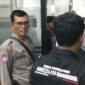 Puluhan anggota DPD Arkiliz Indonesia Kabupaten Tasikmalaya menanyakan izin bangunan ke BRI Cabang Singaparna, Rabu (13/5/2026). (dok newsline.id).