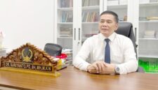 Poto: Ketua Umum Persatuan Wartawan Republik Indonesia (PWRI) sekaligus Praktisi Hukum/Akademisi
Watawan/Jurnalis  Dr. Suriyanto.Pd.,SH.,MH.,Mkn//jabar.newsline.id//istimewa//
