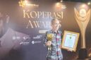 Poto: Kepala Dinas Koperasi, Usaha Kecil dan Menengah, Perindustrian dan Perdagangan Kabupaten Tasikmalaya, H. Endang Syahrudin, S.T., M.M., saat menerima penghargaan bergengsi Koperasi Awards 2026 yang digelar di Hotel St Regis, Jakarta pada Kamis (20/8/2026)//jabar.newsline.id//istimewa//
