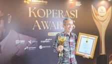 Poto: Kepala Dinas Koperasi, Usaha Kecil dan Menengah, Perindustrian dan Perdagangan Kabupaten Tasikmalaya, H. Endang Syahrudin, S.T., M.M., saat menerima penghargaan bergengsi Koperasi Awards 2026 yang digelar di Hotel St Regis, Jakarta pada Kamis (20/8/2026)//jabar.newsline.id//istimewa//